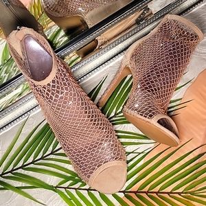 NEW!!! | Charles David | Nude | Diamond Mesh | Peep Toe | Booties | Size 7M